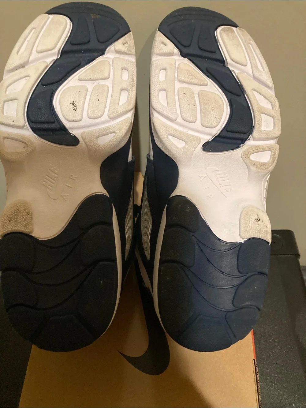 Nike Air Diamond Turf White / Midnight Navy Men’s Shoes